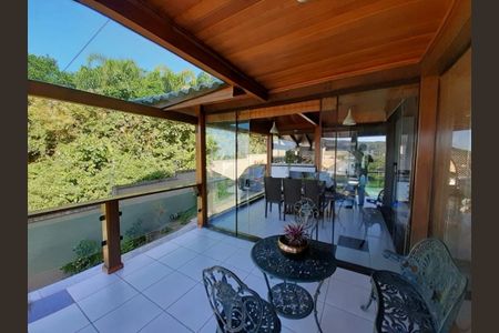 9_photo/9527428a47.c3b9fb60c1df5c5a-ATLAS-2da57f8e-7ce6-4ea3-9253-39c6c6b2f54d.jpg de casa à venda com 4 quartos, 470m² em Praia Brava, Florianópolis