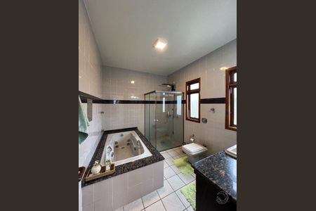 29_photo/9527428b95.64ac2371dd04f17e-ATLAS-ba0de974-1aa2-4ea3-8fe5-fe4e820078b0.jpg de casa à venda com 4 quartos, 325m² em Praia Brava, Florianópolis