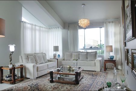 4_photo/9527428b99.f2c8c659ffa0a6bc-ATLAS-0c31ecce-dcb2-4f18-8ec9-83f7d6928fe8.jpg de casa à venda com 4 quartos, 364m² em Praia Brava, Florianópolis