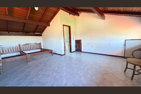 18_photo/9527428bb3.1463d70521bc8e9f-ATLAS-29d236c5-e19f-4c6f-99dd-e5735d1c6dc9.jpg de casa à venda com 6 quartos, 270m² em Praia Brava, Florianópolis