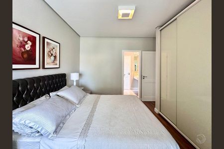 17_photo/9527428bbb.ba3e4f1a03d92c8a-ATLAS-070275d9-2b67-4eb5-9b74-98ed5a0aee07.jpg de casa à venda com 4 quartos, 341m² em Praia Brava, Florianópolis