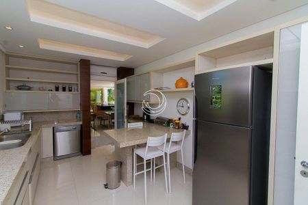 20_photo/9527428bc9.b7afec13c8c84584-ATLAS-8bcc7b25-ea02-45fa-aacc-4111f196bf73.jpg de casa à venda com 6 quartos, 1097m² em Praia Brava, Florianópolis