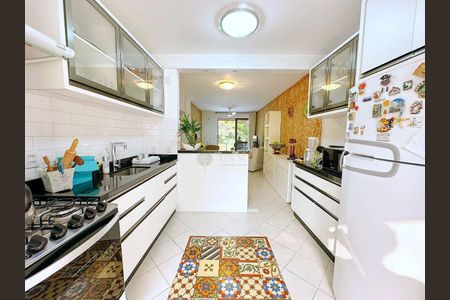 11_photo/9527428d0d.0de77a4e5a38bea1-ATLAS-60fdb1f3-1924-4a23-a2b0-22ceaa734ca3.jpg de apartamento à venda com 3 quartos, 148m² em Praia Brava, Florianópolis