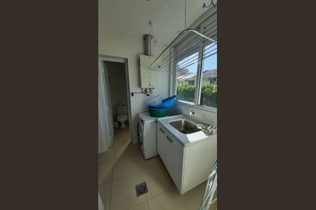 17_photo/952742c273.082d6a5cfc08939d-ATLAS-ddb09834-0774-4e10-a03f-ee9e1d7d6800.jpg de apartamento à venda com 4 quartos, 155m² em Ponta das Canas, Florianópolis