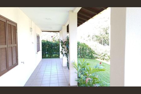 5_photo/952742c2dd.d1e708a2759fb1ce-ATLAS-69913e9e-50d7-4b49-afe9-561cf35cb9f6.jpg de casa à venda com 4 quartos, 203m² em Ponta das Canas, Florianópolis