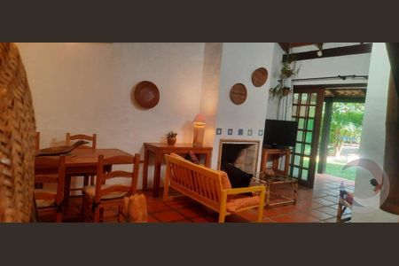 25_photo/952742dd25.03890622e3e06814-ATLAS-7b8f7e29-d9ca-41b0-bb17-4ad35c25e57b.jpg de casa à venda com 2 quartos, 55m² em Ponta das Canas, Florianópolis