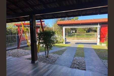 9_photo/952742e601.ead0744c2329e0c8-ATLAS-37c5f7df-44a5-4a13-8d4a-756b872bc3b1.jpg de casa à venda com 3 quartos, 300m² em Ponta das Canas, Florianópolis