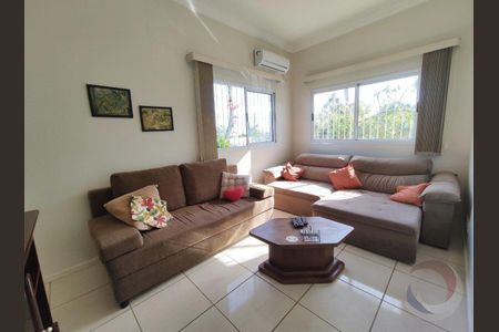 5_photo/952742e661.828c431c7d69c527-ATLAS-40f08464-477b-43aa-aac8-ec2cfd02b42a.jpg de casa à venda com 3 quartos, 211m² em Ponta das Canas, Florianópolis