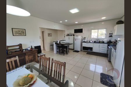 8_photo/952742e661.828c431c7d69c527-ATLAS-7d35ef89-6b3d-4c1e-8341-4cfbfe454dba.jpg de casa à venda com 3 quartos, 211m² em Ponta das Canas, Florianópolis