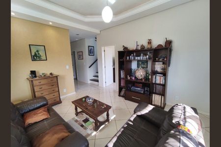 3_photo/952742e661.828c431c7d69c527-ATLAS-d4b33913-67e8-4664-bd99-dc223f232bcb.jpg de casa à venda com 3 quartos, 211m² em Ponta das Canas, Florianópolis
