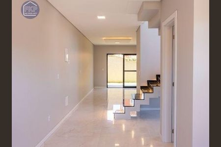 9_photo/952742e8a9.014d739fb69e46b1-ATLAS-64d7a5d9-4701-445d-a8a4-42796dae5276.jpg de casa à venda com 3 quartos, 130m² em Ponta das Canas, Florianópolis