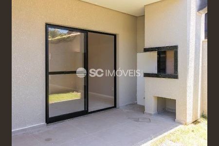 10_photo/952742e8af.c48b7c1e58d559fc-ATLAS-ce0bc710-25ba-4697-9884-eabc45f1fd0c.jpg de casa à venda com 3 quartos, 130m² em Ponta das Canas, Florianópolis