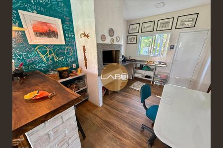 5_photo/952742e8e7.2d5b66cf4807465a-ATLAS-37b7d8fb-f1f6-4554-b48b-047561bfe7aa.jpg de casa à venda com 4 quartos, 191m² em Lagoinha do Norte, Florianópolis