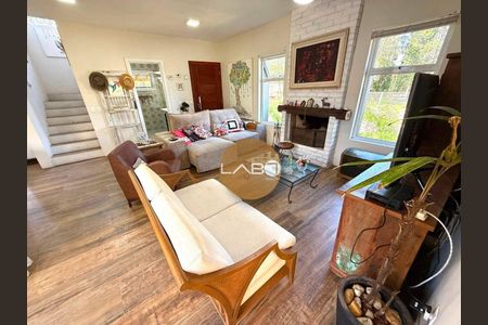 3_photo/952742e8e7.2d5b66cf4807465a-ATLAS-90e68ae4-6210-4a12-85a5-017f2bfb2cb7.jpg de casa à venda com 4 quartos, 191m² em Lagoinha do Norte, Florianópolis