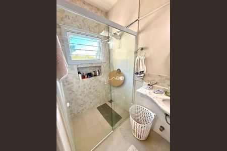 45_photo/952742e8e7.2d5b66cf4807465a-ATLAS-e85fd42c-3bb2-465b-9ebd-1b203a1f39e6.jpg de casa à venda com 4 quartos, 191m² em Lagoinha do Norte, Florianópolis