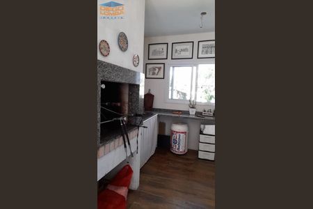 5_photo/952742e8e7.561dcad3d0cedf12-ATLAS-1a6f0ebc-d073-4470-bf4e-ec03cd3a728e.jpg de casa à venda com 2 quartos, 422m² em Ponta das Canas, Florianópolis