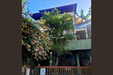 11_photo/952742e92f.3e6957092a4c223d-ATLAS-7b7c20a9-3229-40dd-ae05-1eddad60acd3.jpg de casa à venda com 3 quartos, 220m² em Ponta das Canas, Florianópolis