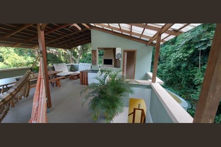 3_photo/952742e92f.3e6957092a4c223d-ATLAS-ba6e1b96-ed0e-42ca-b641-4a0a7587614d.jpg de casa à venda com 3 quartos, 220m² em Ponta das Canas, Florianópolis