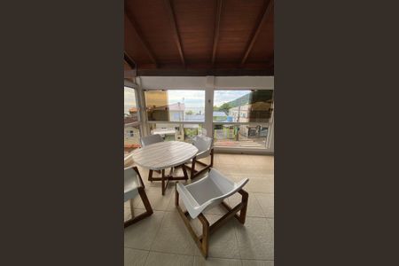 7_photo/952742ea7f.e5e452eba45b72d1-ATLAS-270804d3-e772-465b-a44c-89ed79dfb2d8.jpg de apartamento à venda com 10 quartos, 472m² em Ponta das Canas, Florianópolis