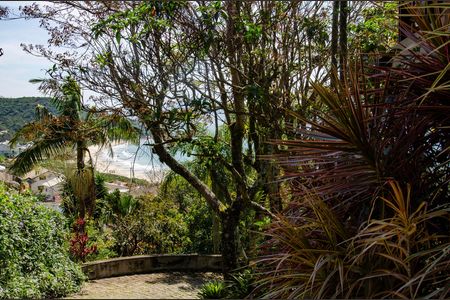 3_photo/952742ea97.93b8fa184532727f-ATLAS-11458695-4f4e-49f1-ba20-2eaf0a14cfec.jpg de casa à venda com 6 quartos, 620m² em Ponta das Canas, Florianópolis