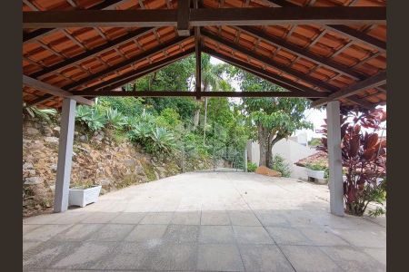 34_photo/952742ebab.a275750a9bfe0216-ATLAS-655daa93-7afc-4f2d-843a-00917831b09f.jpg de casa para alugar com 3 quartos, 150m² em Ponta das Canas, Florianópolis