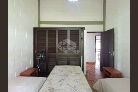 20_photo/952742ebab.a275750a9bfe0216-ATLAS-add2853e-e568-4ed8-a2db-90fbeb7682d4.jpg de casa para alugar com 3 quartos, 150m² em Ponta das Canas, Florianópolis