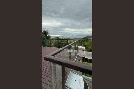 19_photo/952742ebc1.c2d0365adcb3b71c-ATLAS-fb01f57a-5aad-45b0-8e27-d6081cf7b60d.jpg de casa à venda com 3 quartos, 160m² em Ponta das Canas, Florianópolis