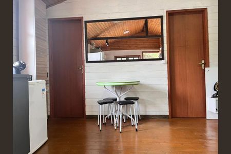 12_photo/952742ebe5.ceff8192393c33de-ATLAS-6f683b44-cb28-481c-a72e-7728c654ee7e.jpg de casa à venda com 2 quartos, 60m² em Lagoinha do Norte, Florianópolis