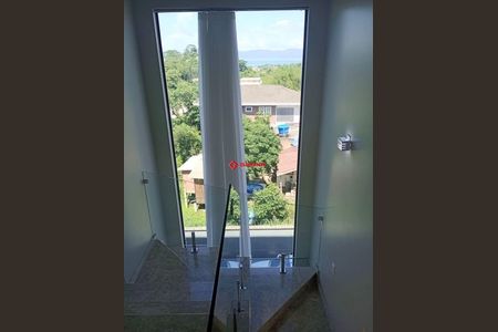 2_photo/952742eedb.7a37549eceeba21f-ATLAS-4da32d1f-8d72-41be-a75c-db16c4234d6a.jpg de casa à venda com 3 quartos, 225m² em Ponta das Canas, Florianópolis