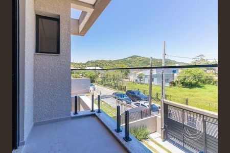 9_photo/952742ef49.c74d3e0c457d7f23-ATLAS-90aeb75f-674d-40e8-b7da-55aa155e1d0d.jpg de casa à venda com 3 quartos, 130m² em Ponta das Canas, Florianópolis