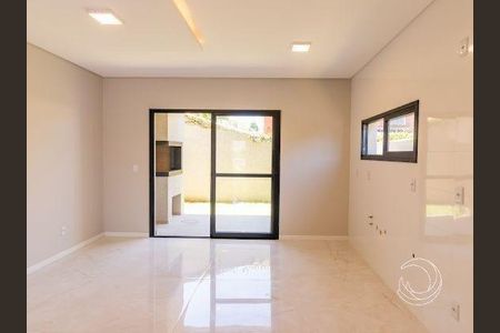 4_photo/952742ef49.c74d3e0c457d7f23-ATLAS-aa916d1b-8917-4366-ae05-040dd2ac750b.jpg de casa à venda com 3 quartos, 130m² em Ponta das Canas, Florianópolis