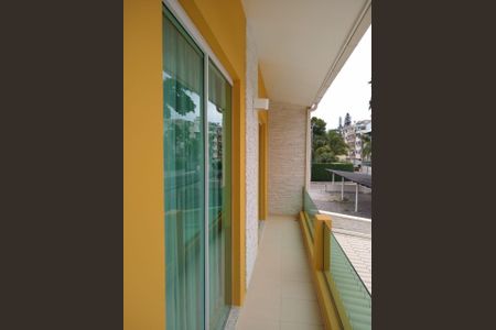 9_photo/9527438267.1c30879e3ee593f9-ATLAS-b58bea7b-4bd6-4bcf-b48a-c7e73f7bbd4a.jpg de casa à venda com 5 quartos, 185m² em Canasvieiras, Florianópolis