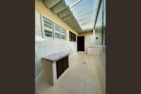 2_photo/9527438333.71d57c28792d37c8-ATLAS-2079e749-2ce2-422b-88c8-ae4fc9e0c0c4.jpg de casa à venda com 3 quartos, 175m² em Canasvieiras, Florianópolis