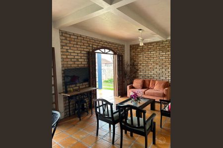 7_photo/9527438343.935c805baf9a7d1f-ATLAS-82b72ad8-cc8a-45b4-8c58-041972fe5d43.jpg de casa à venda com 4 quartos, 181m² em Canasvieiras, Florianópolis