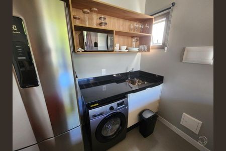 4_photo/9527438451.7f94c02663ac23f0-ATLAS-b6a0e8d1-9b60-49b6-ba2f-dc09ccf8c8a5.jpg de kitnet/studio à venda com 1 quarto, 38m² em Canasvieiras, Florianópolis