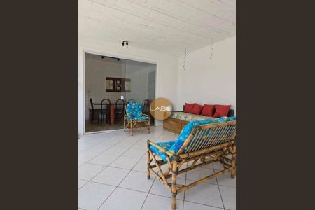 2_photo/95274384a7.5b63f18bcccc212e-ATLAS-1bceefbd-2f0e-410b-be0a-2d1361a621a3.jpg de casa à venda com 4 quartos, 381m² em Canasvieiras, Florianópolis