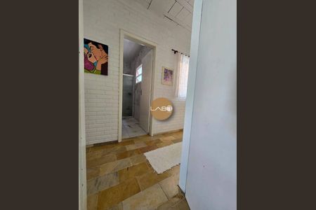 11_photo/95274384a7.5b63f18bcccc212e-ATLAS-e37d9d43-c567-4469-b63a-867e7e773f61.jpg de casa à venda com 4 quartos, 381m² em Canasvieiras, Florianópolis