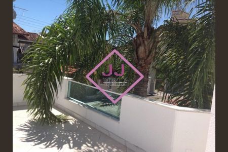 27_photo/95274384a9.bb2cfda027800a9a-ATLAS-e08a1bd8-7cc9-4e2e-b0f2-9e1bc7c5c6fb.jpg de casa à venda com 3 quartos, 160m² em Canasvieiras, Florianópolis