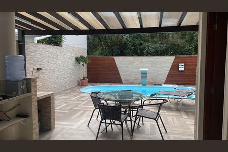 14_photo/95274390a3.94eccd8fc9add72f-ATLAS-781bdce8-7bb9-438c-a8fa-26dfd4ba76db.jpg de casa à venda com 3 quartos, 134m² em Canasvieiras, Florianópolis