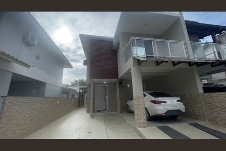 3_photo/95274390a3.94eccd8fc9add72f-ATLAS-8049b7cf-4e71-4849-b595-b7fc223bd1b7.jpg de casa à venda com 3 quartos, 134m² em Canasvieiras, Florianópolis