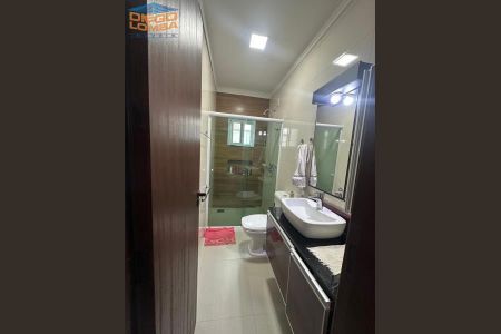 19_photo/9527439145.3b6ec0d8d0e424a7-ATLAS-ea00c0ad-a4ba-451f-8d26-e7daa66f9826.jpg de casa à venda com 3 quartos, 370m² em Canasvieiras, Florianópolis