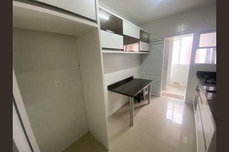 10_photo/952743939f.04f65ae1fbc2345f-ATLAS-5f080565-b086-4cb2-90e2-2f09b4e24e85.jpg de apartamento à venda com 2 quartos, 87m² em Canasvieiras, Florianópolis