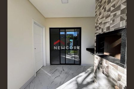 6_photo/95274397e7.04f4efb4ec0e2ec3-ATLAS-2b7b1f5e-da75-4725-a828-d59bf56c0291.jpg de casa à venda com 3 quartos, 198m² em Canasvieiras, Florianópolis