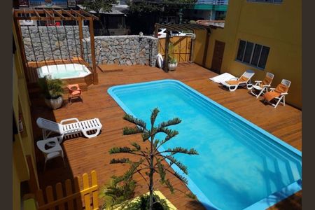 19_photo/95274397ef.e1d2c46bde3eb79c-ATLAS-9075ec3a-e662-43d8-a0e9-36a6c4da6c2b.jpg de apartamento à venda com 1 quarto, 40m² em Canasvieiras, Florianópolis