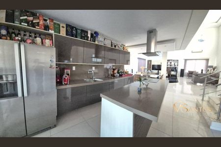 9_photo/95274397f5.d9f076d2edbf9077-ATLAS-543131c0-bd5a-4b7d-a188-4bda471dfa87.jpg de casa à venda com 4 quartos, 264m² em Canasvieiras, Florianópolis