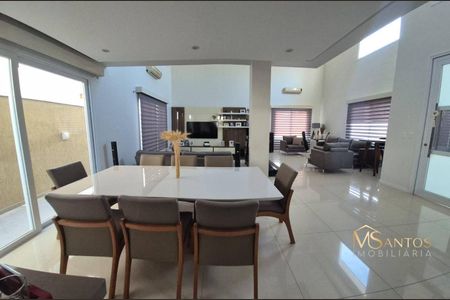 4_photo/95274397f5.d9f076d2edbf9077-ATLAS-5edffac4-2d2f-41e2-88df-722c337152ef.jpg de casa à venda com 4 quartos, 264m² em Canasvieiras, Florianópolis