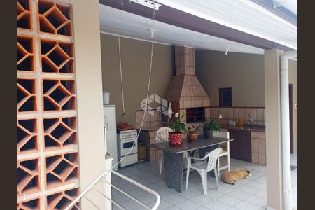 11_photo/9527439b4d.4b1992a7ab35c141-ATLAS-7cad2bfc-f51b-4487-bf5f-4e9a68e80cce.jpg de casa à venda com 4 quartos, 205m² em Canasvieiras, Florianópolis