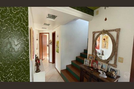 4_photo/9527439bad.3ee15f017ff1b7a8-ATLAS-3dce2c7e-8d19-46a9-b6b9-3f448d19d4df.jpg de casa à venda com 5 quartos, 171m² em Canasvieiras, Florianópolis