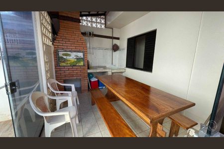 21_photo/9527439bad.3ee15f017ff1b7a8-ATLAS-cf45b965-e8b5-464f-afec-2f62b27ce16a.jpg de casa à venda com 5 quartos, 171m² em Canasvieiras, Florianópolis