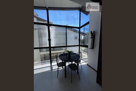 12_photo/9527439bad.f8d7e90cbb8829d1-ATLAS-db9aff6c-d29f-4d6d-b41e-d21a77496a1c.jpg de apartamento à venda com 1 quarto, 48m² em Canasvieiras, Florianópolis